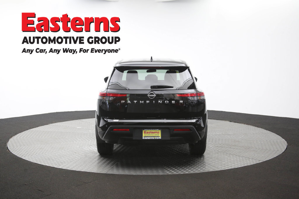 Used 2023 Nissan Pathfinder S AWD/4WD image 39