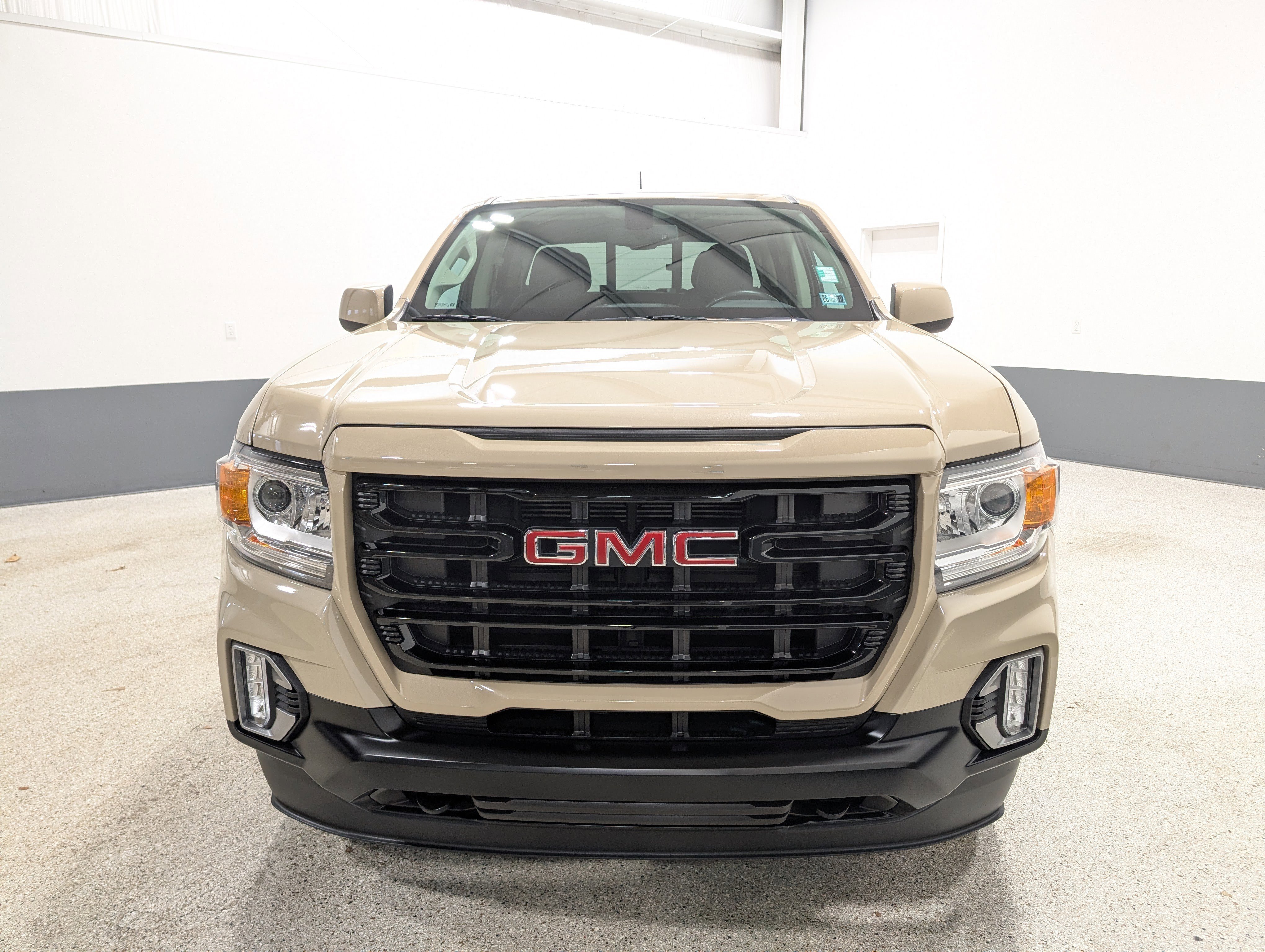 Used 2022 GMC Canyon Elevation w/ Elevation Premium Package image 8