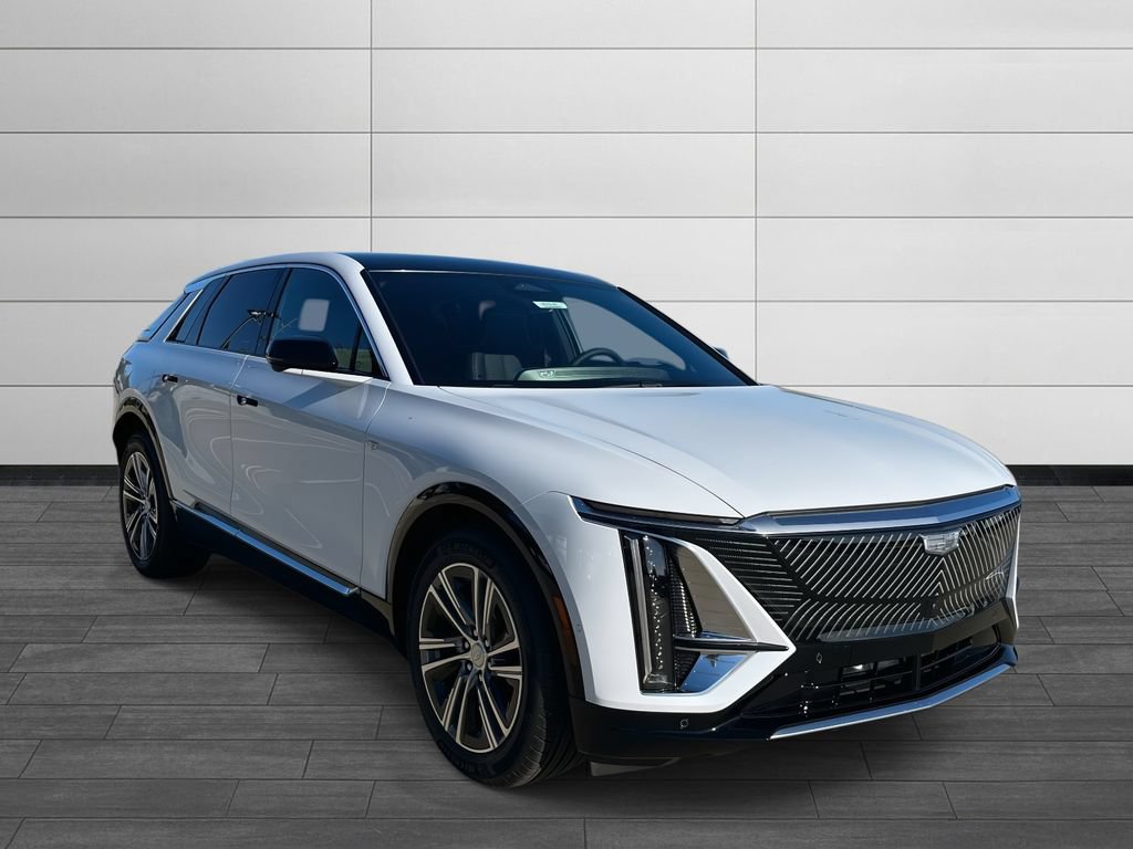 New 2026 Cadillac Lyriq Luxury RWD image 7
