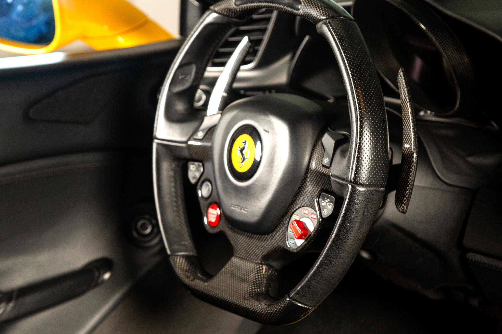 Used 2016 Ferrari 488 GTB image 36