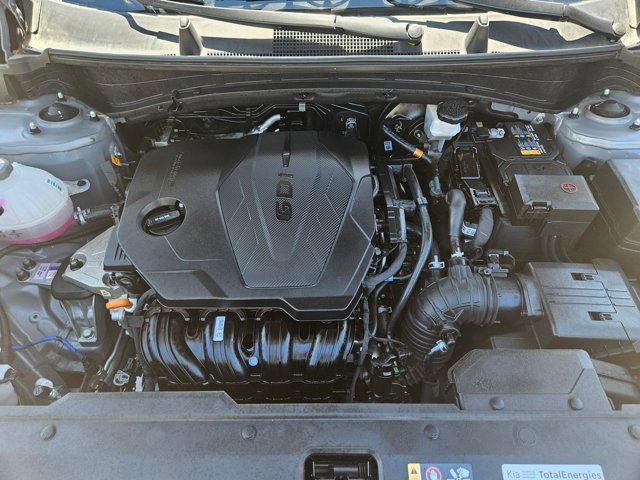 Used 2025 Kia Sportage LX image 22