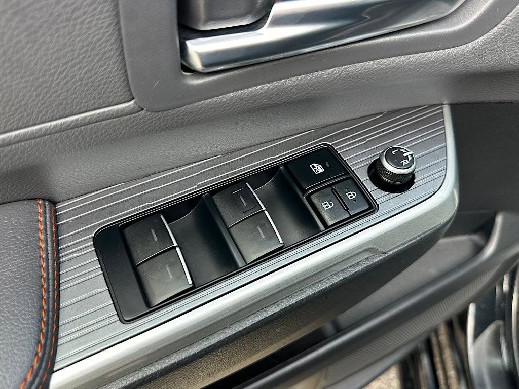 Certified 2022 Toyota Sienna XSE w/ XSE Plus Package image 14