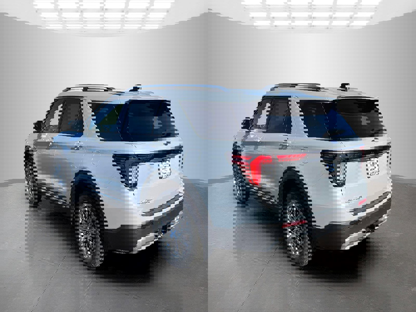 New 2026 Ford Explorer Platinum image 13