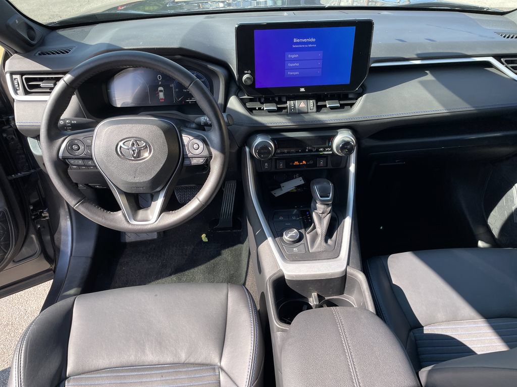 Used 2023 Toyota RAV4 XSE AWD/4WD image 15