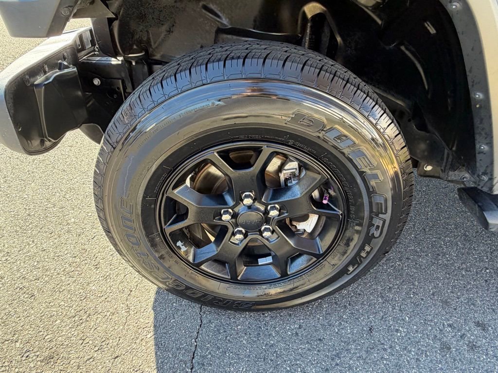 Used 2020 Jeep Wrangler Sport image 11