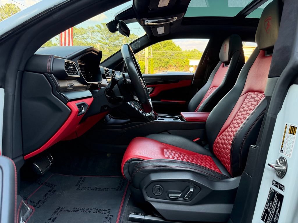 Used 2021 Lamborghini Urus AWD/4WD image 25