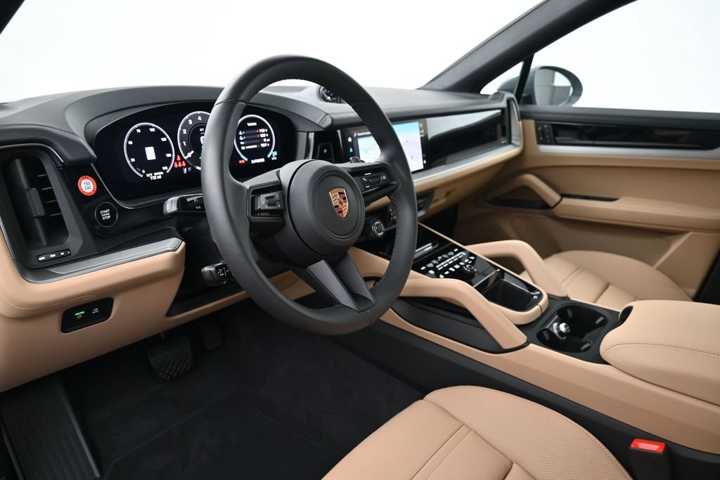 New 2026 Porsche Cayenne E-Hybrid Coupe AWD/4WD image 4