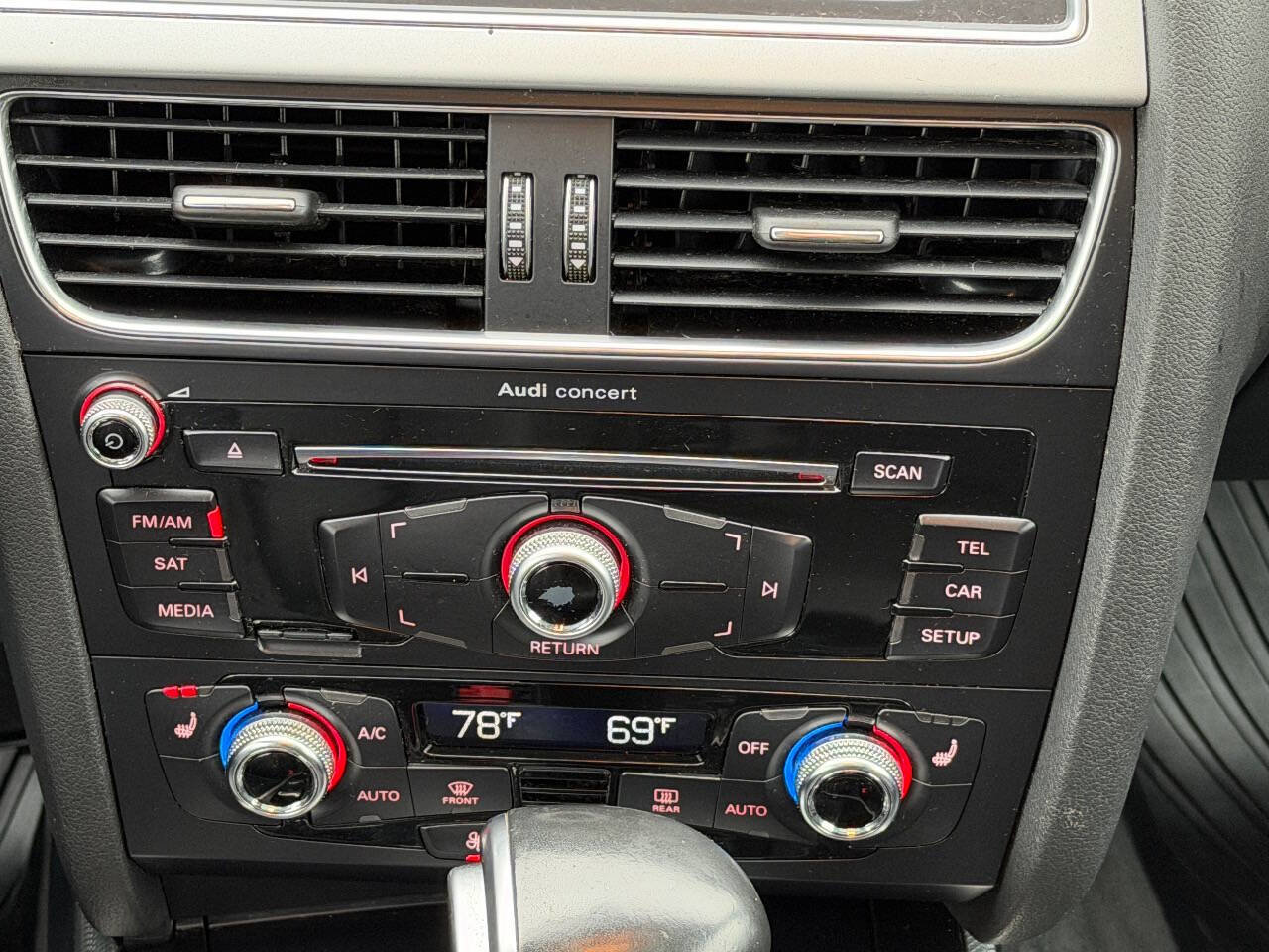 Used 2015 Audi A4 Premium Plus w/ Premium Plus Package image 18