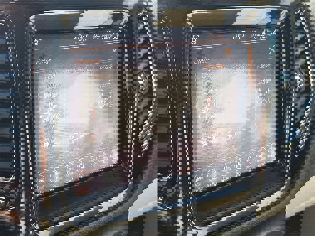 Used 2018 Jeep Compass Limited w/ Navigation Group image 25