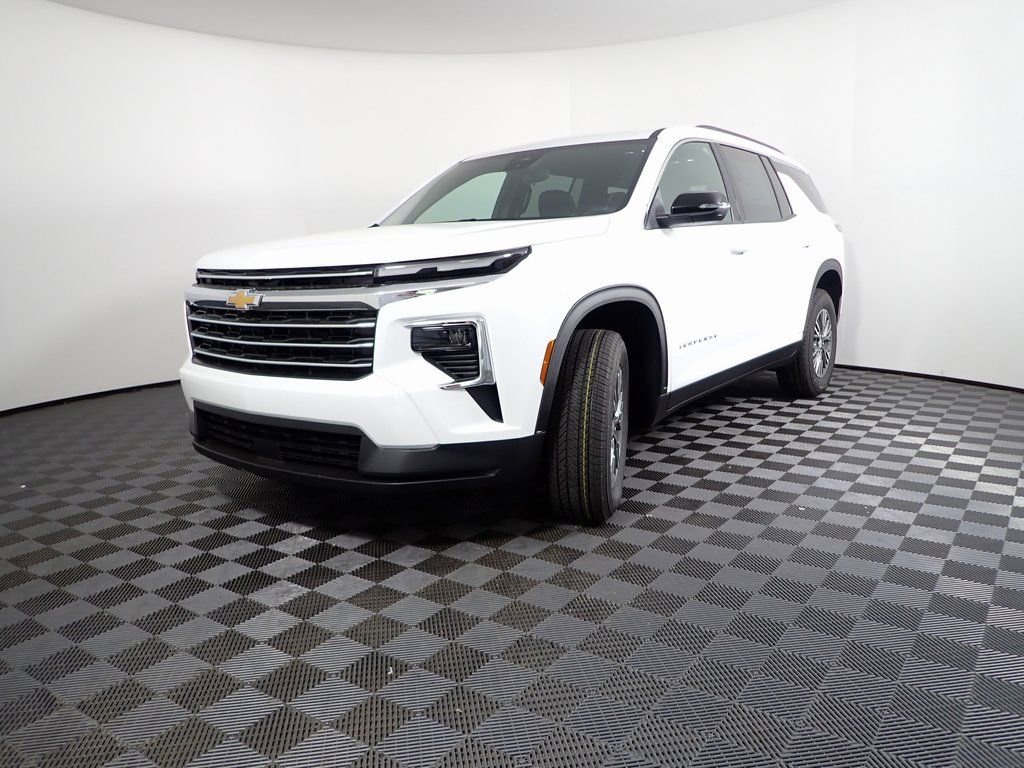 New 2026 Chevrolet Traverse LT w/ LPO, Floor Liner Package image 7