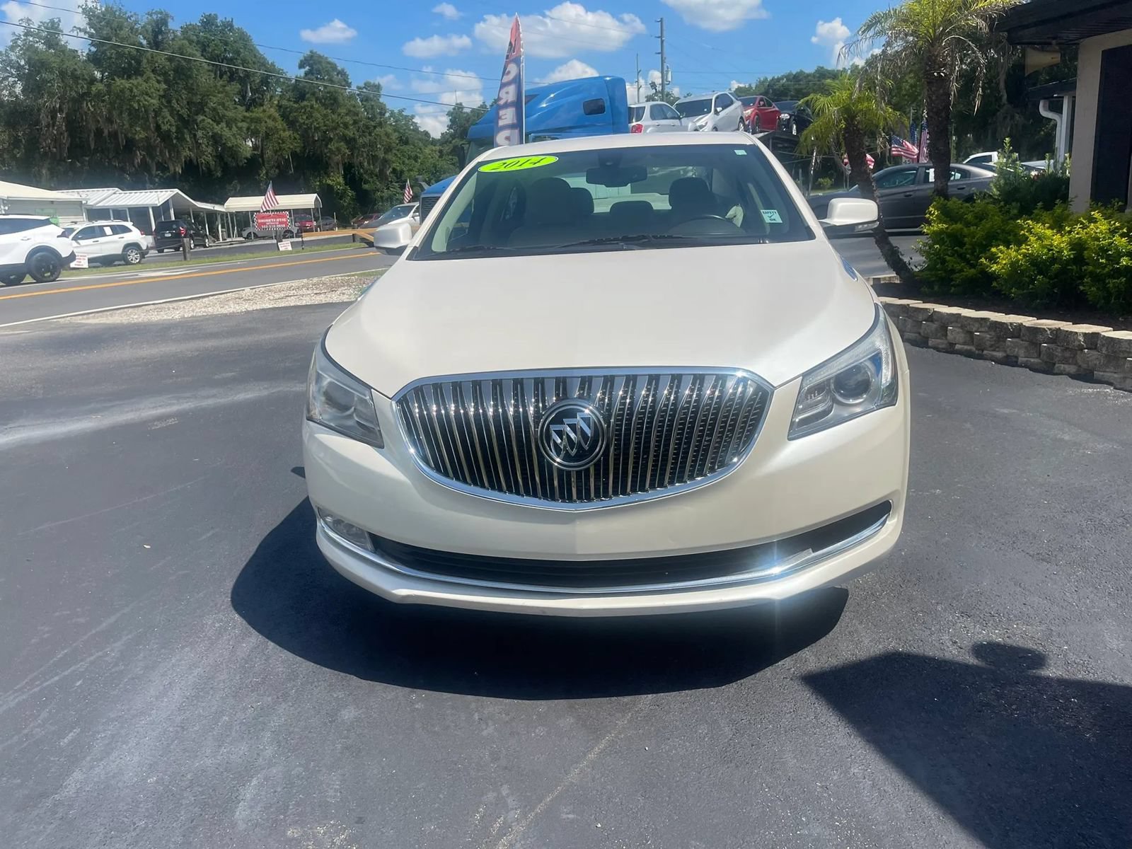 Used 2014 Buick LaCrosse Leather FWD image 2