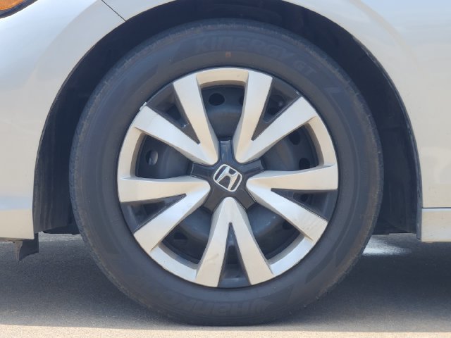 Used 2025 Honda Civic LX image 10