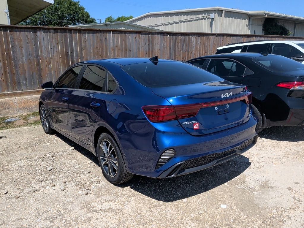 Used 2022 Kia Forte LXS FWD image 6