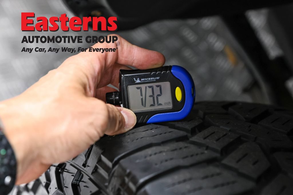 Used 2022 Toyota Tacoma TRD Sport AWD/4WD image 26