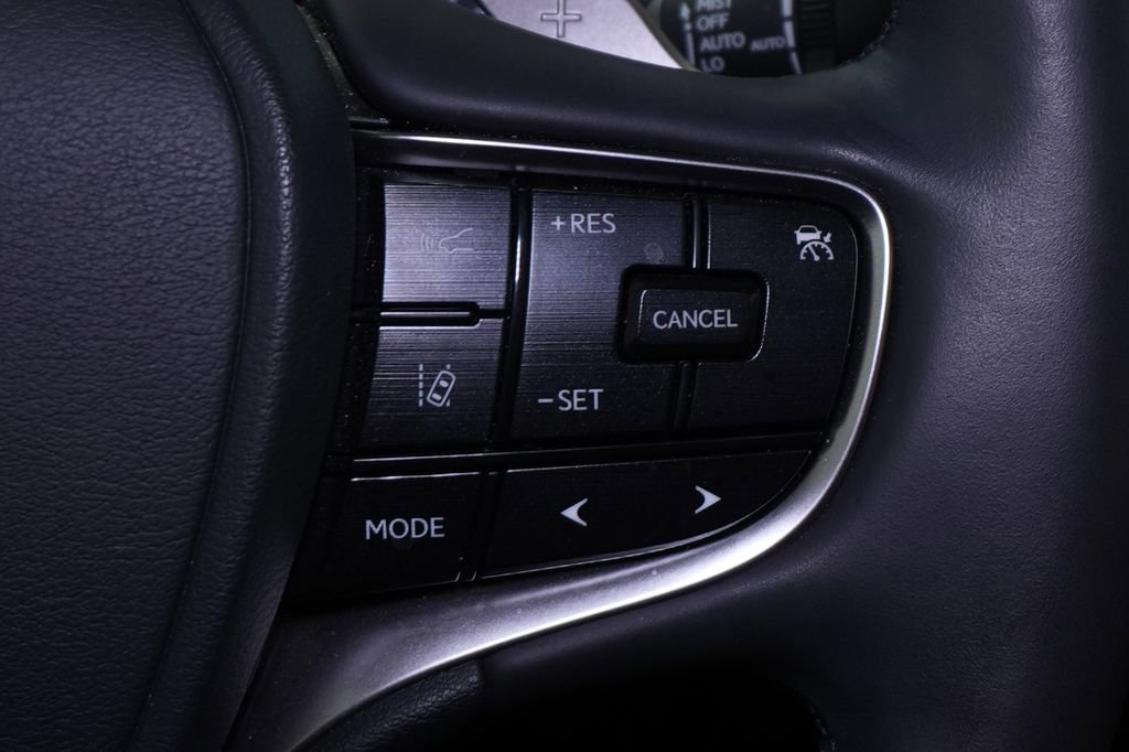 Used 2023 Lexus ES 350 Luxury w/ Accessory Package (Z2) image 38