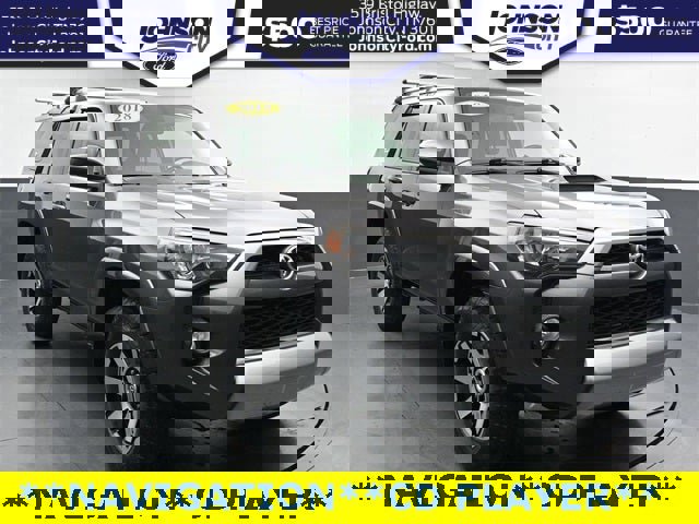 Used 2018 Toyota 4Runner TRD Off-Road image 1