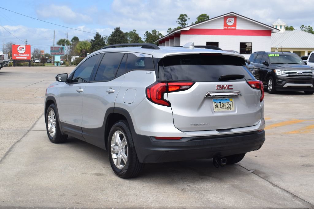 Used 2018 GMC Terrain SLE w/ LPO, Cargo Package FWD image 5