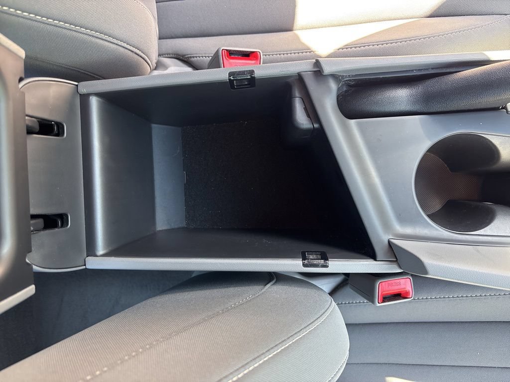 Certified 2024 Hyundai Elantra SEL FWD image 17