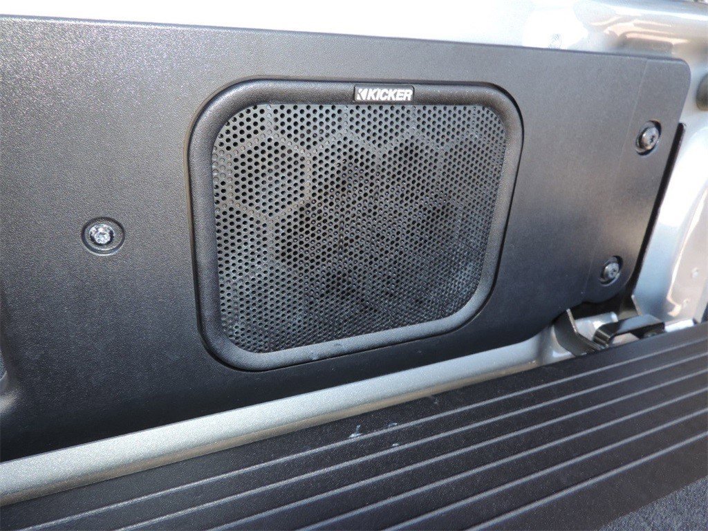 Certified 2025 GMC Sierra 2500 AT4X image 19