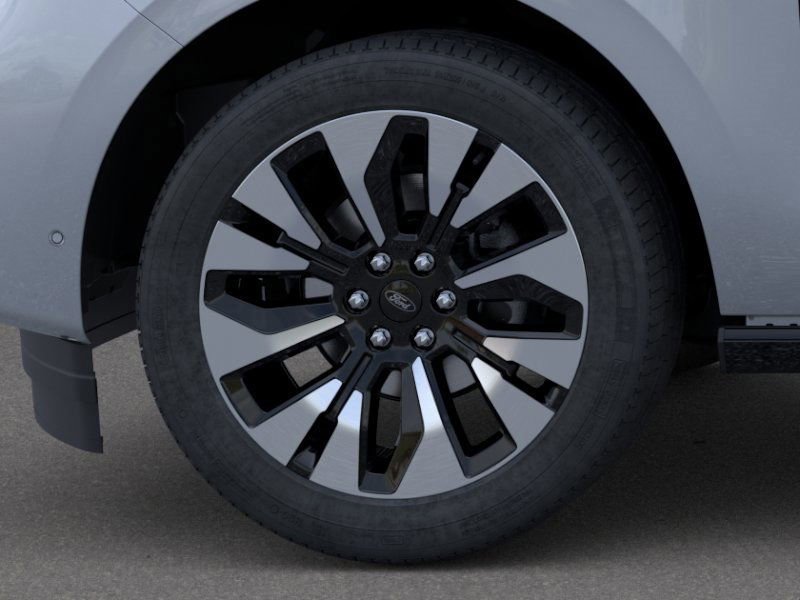 New 2025 Ford Expedition Platinum w/ Driver's Package image 42