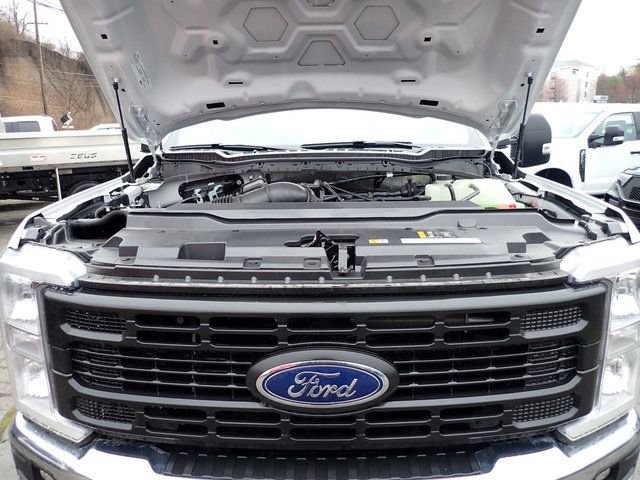 New 2026 Ford F350 XL w/ XL Off-Road Package image 13