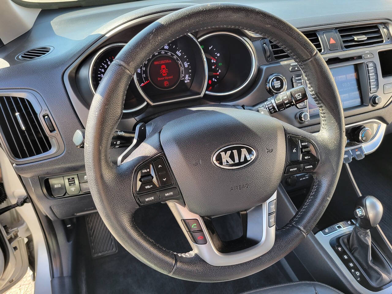 Used 2013 Kia Rio SX w/ Premium Pkg FWD image 20