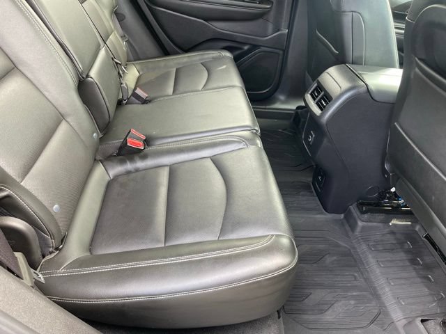 Used 2022 GMC Terrain SLT w/ LPO, Floor Liner Package AWD/4WD image 10