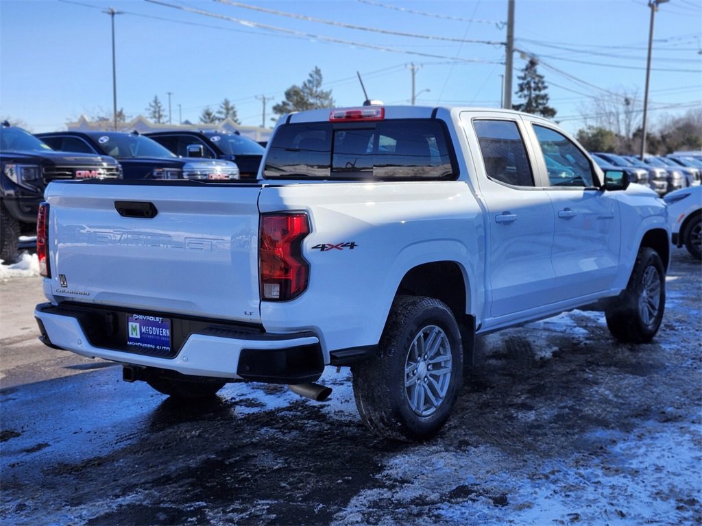 Used 2024 Chevrolet Colorado LT w/ LT Convenience Package II image 5