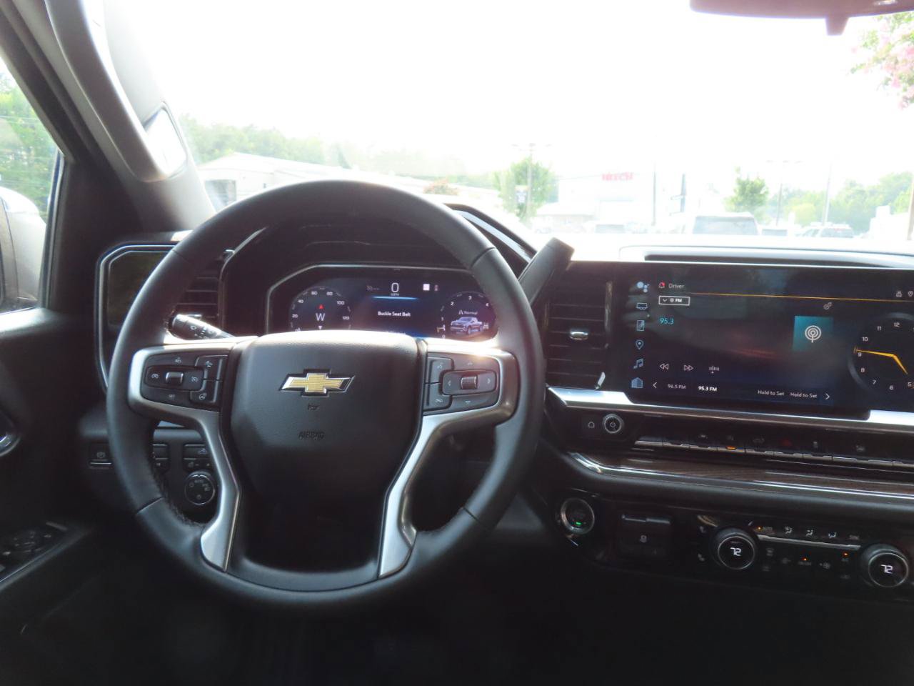 Used 2023 Chevrolet Silverado 1500 LT w/ Protection Package AWD/4WD image 26