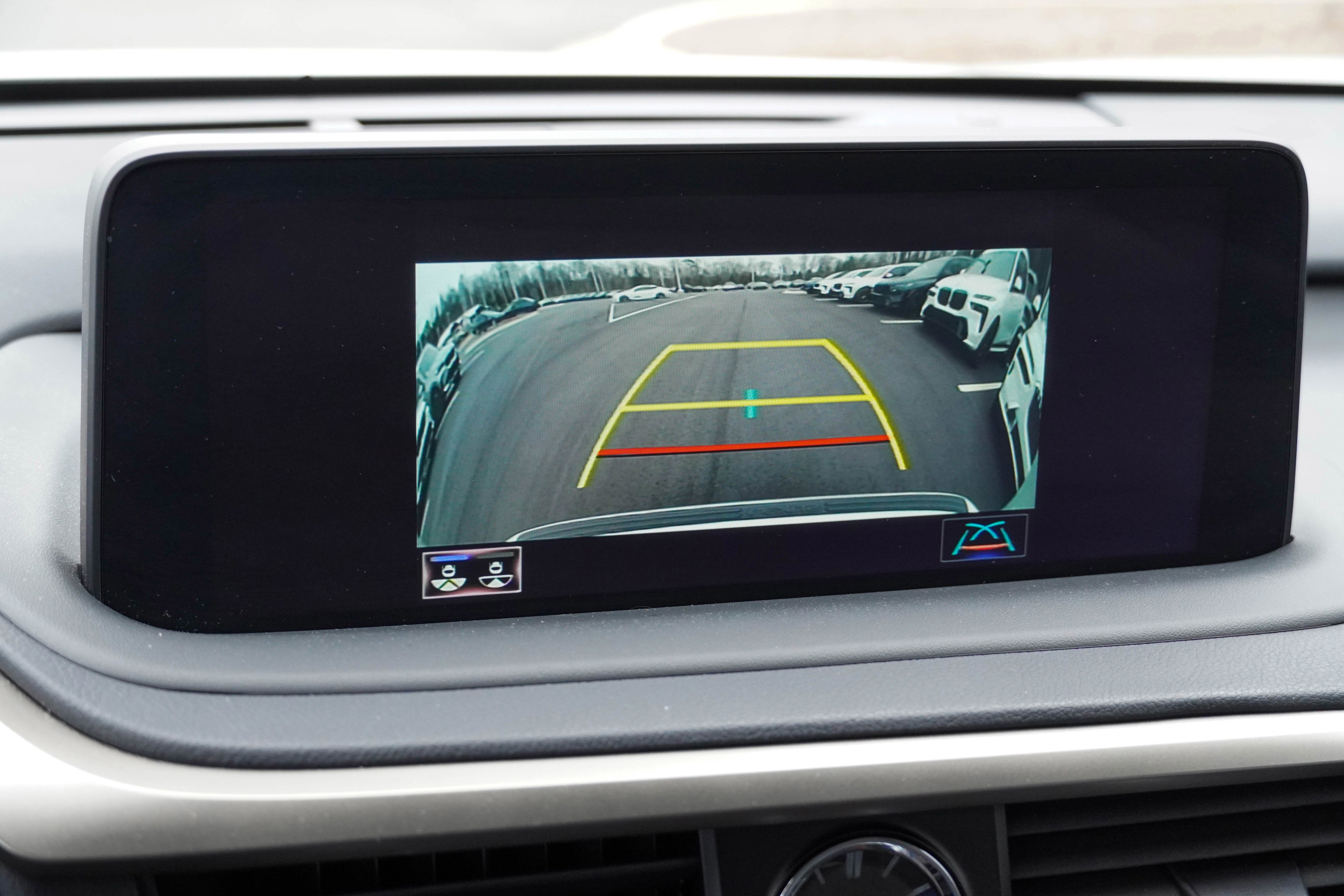 Used 2022 Lexus RX 350L 350L w/ Premium Package image 25