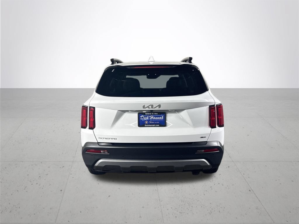 Certified 2023 Kia Sorento SX Prestige AWD/4WD image 8