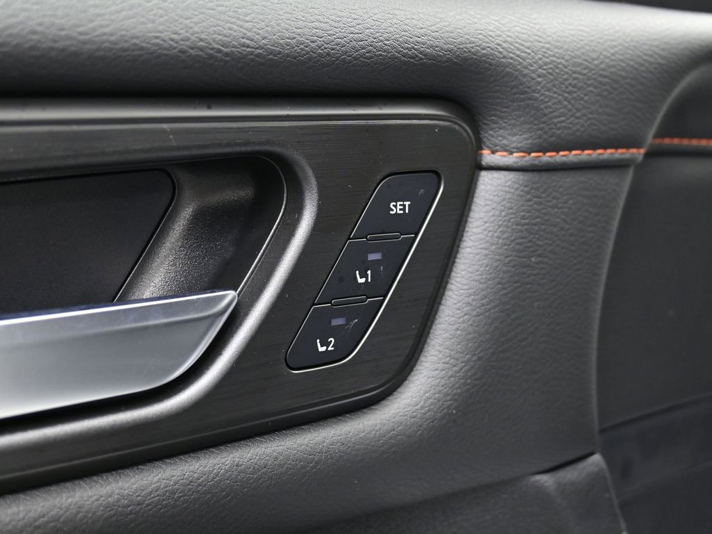 New 2025 Nissan Armada PRO-4X image 13