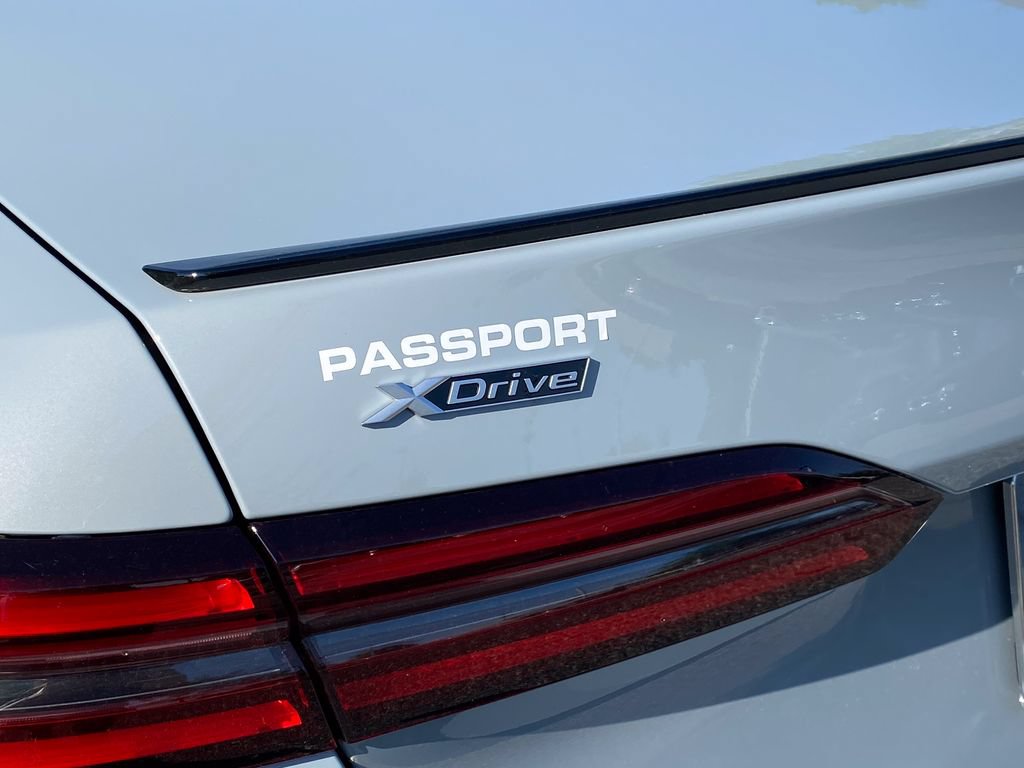 New 2027 BMW 550e xDrive w/ Executive Package AWD/4WD image 6