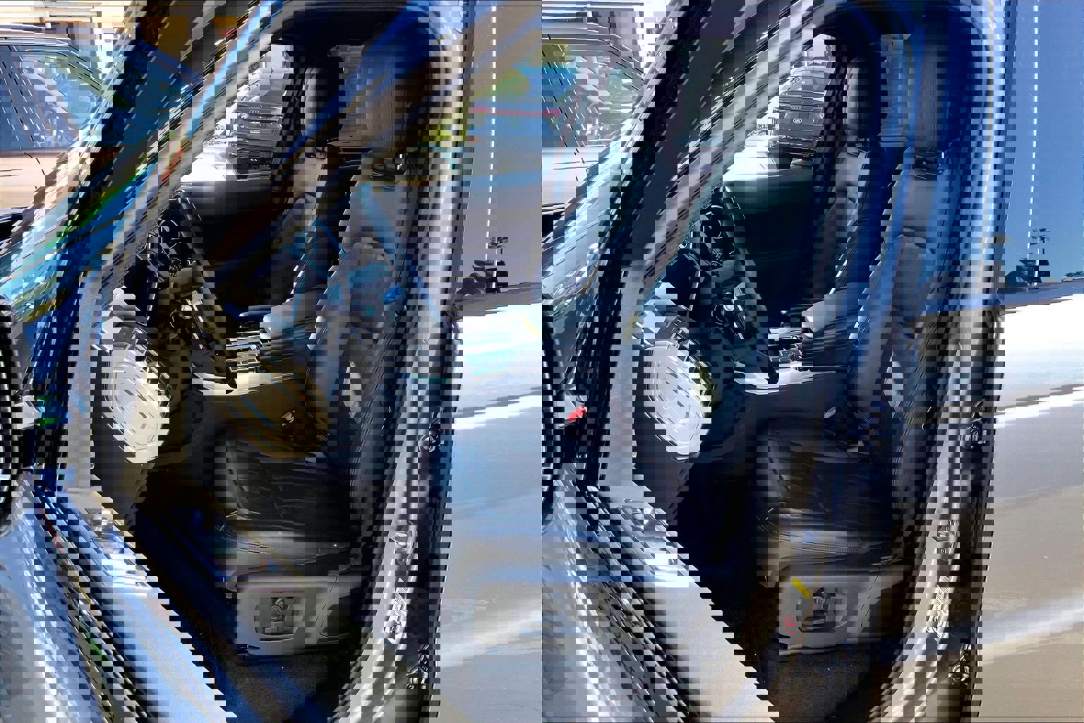 Certified 2022 Land Rover Range Rover Sport HSE Silver Edition AWD/4WD image 8