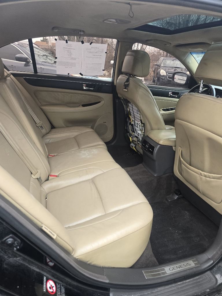 Used 2010 Hyundai Genesis 3.8 w/ Premium Navigation Pkg 3 image 8