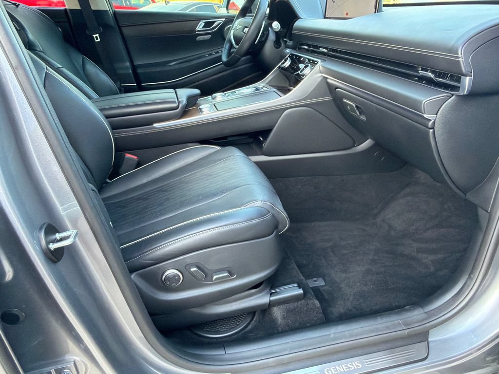 Used 2022 Genesis GV80 2.5T w/ Prestige Package 04 AWD/4WD image 13