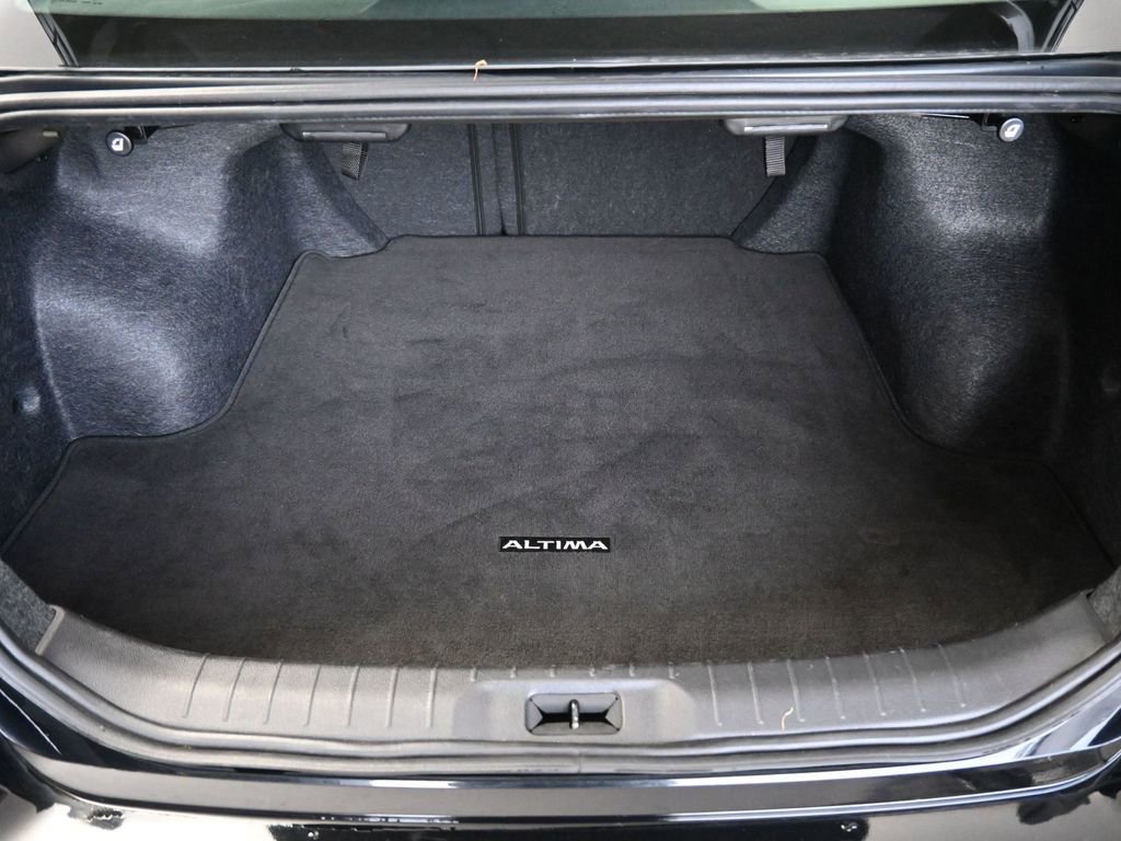 Used 2024 Nissan Altima 2.5 SV image 19