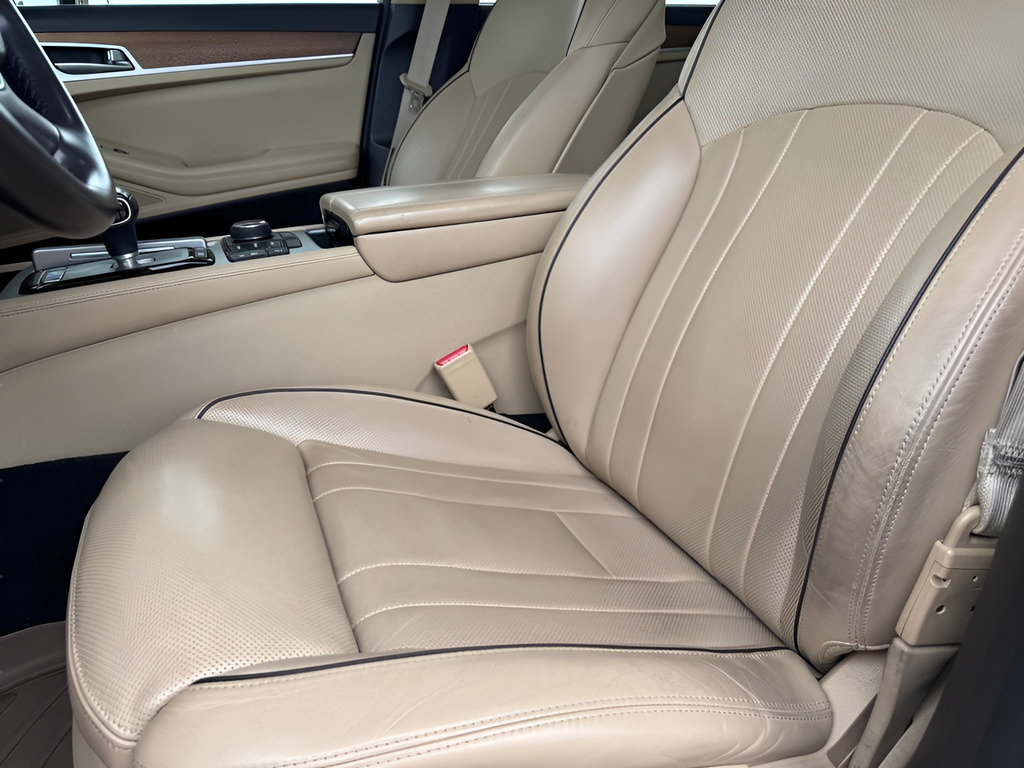 Used 2018 Genesis G80 5.0 Ultimate RWD image 18