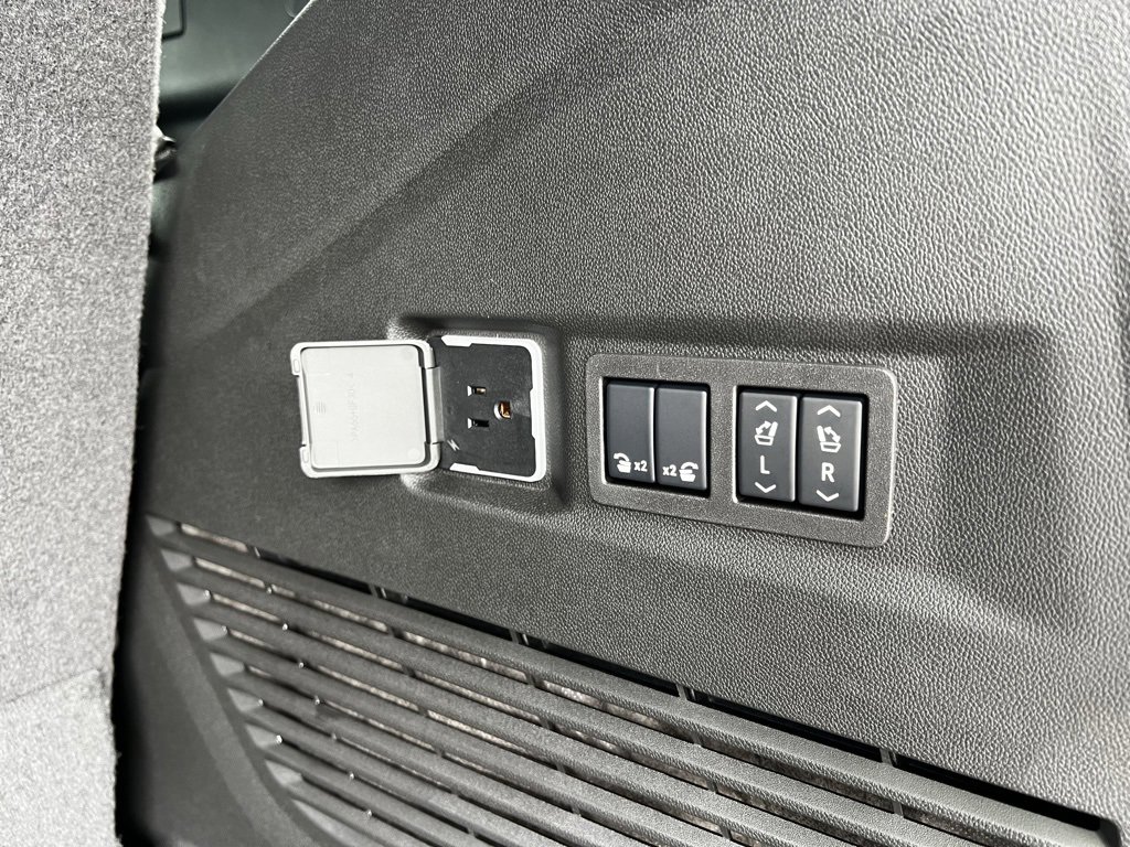 New 2025 Chevrolet Tahoe Premier image 19