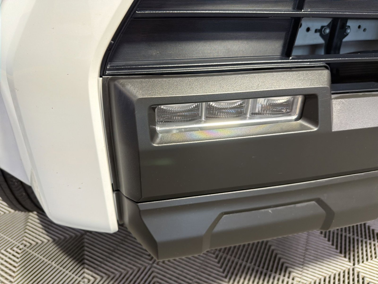 Used 2025 Toyota 4Runner SR5 AWD/4WD image 14