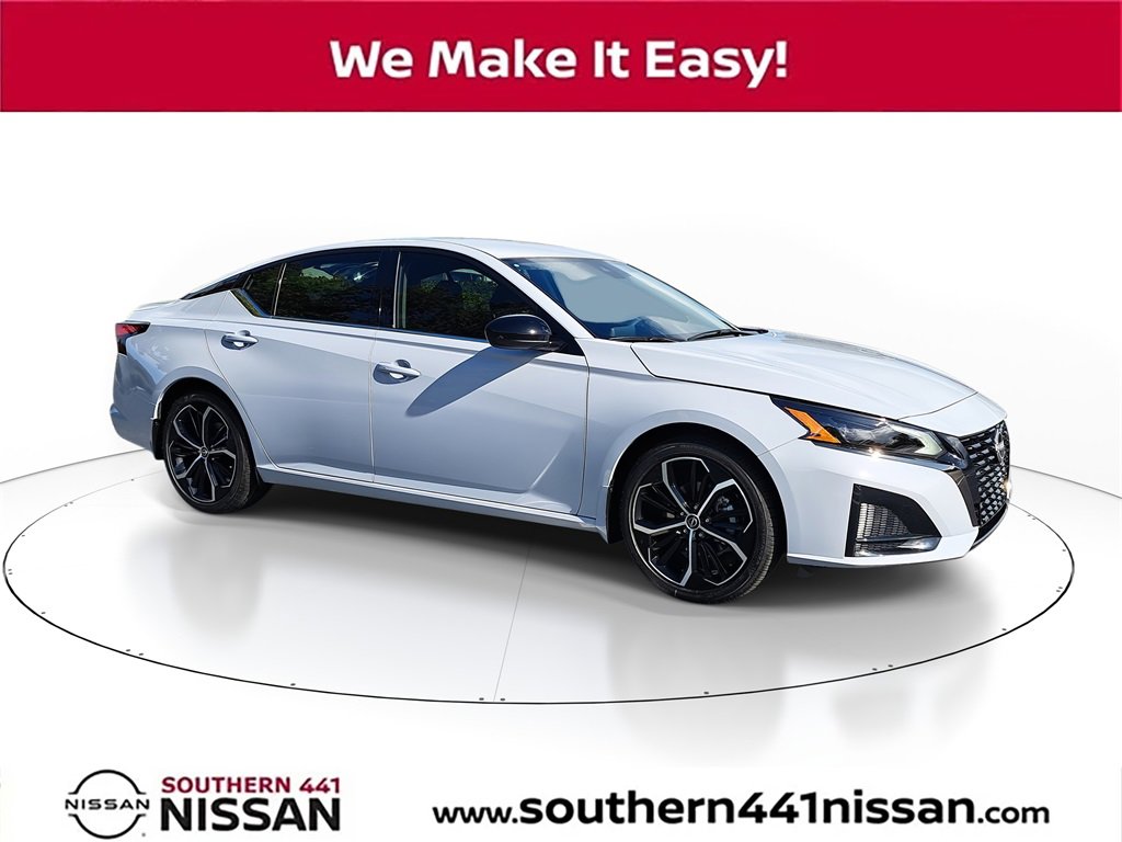 New 2025 Nissan Altima 2.5 SR