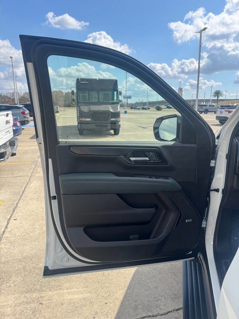 New 2026 GMC Yukon XL AT4 w/ AT4 Premium Plus Package image 9