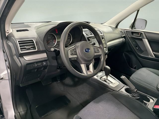 Used 2017 Subaru Forester 2.5i Premium w/ All-Weather Package image 10