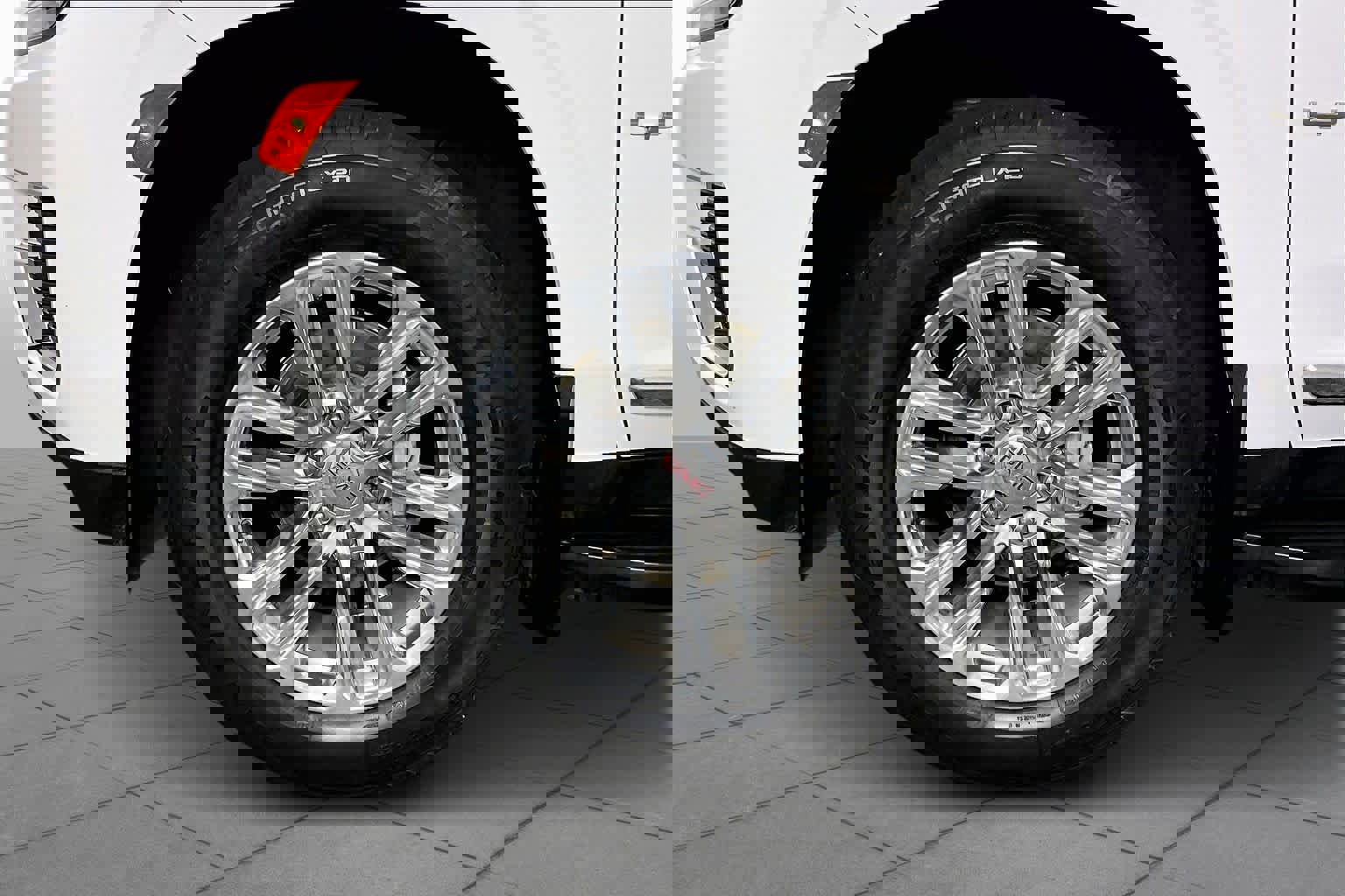 Certified 2023 GMC Yukon XL SLT w/ SLT Premium Package image 11