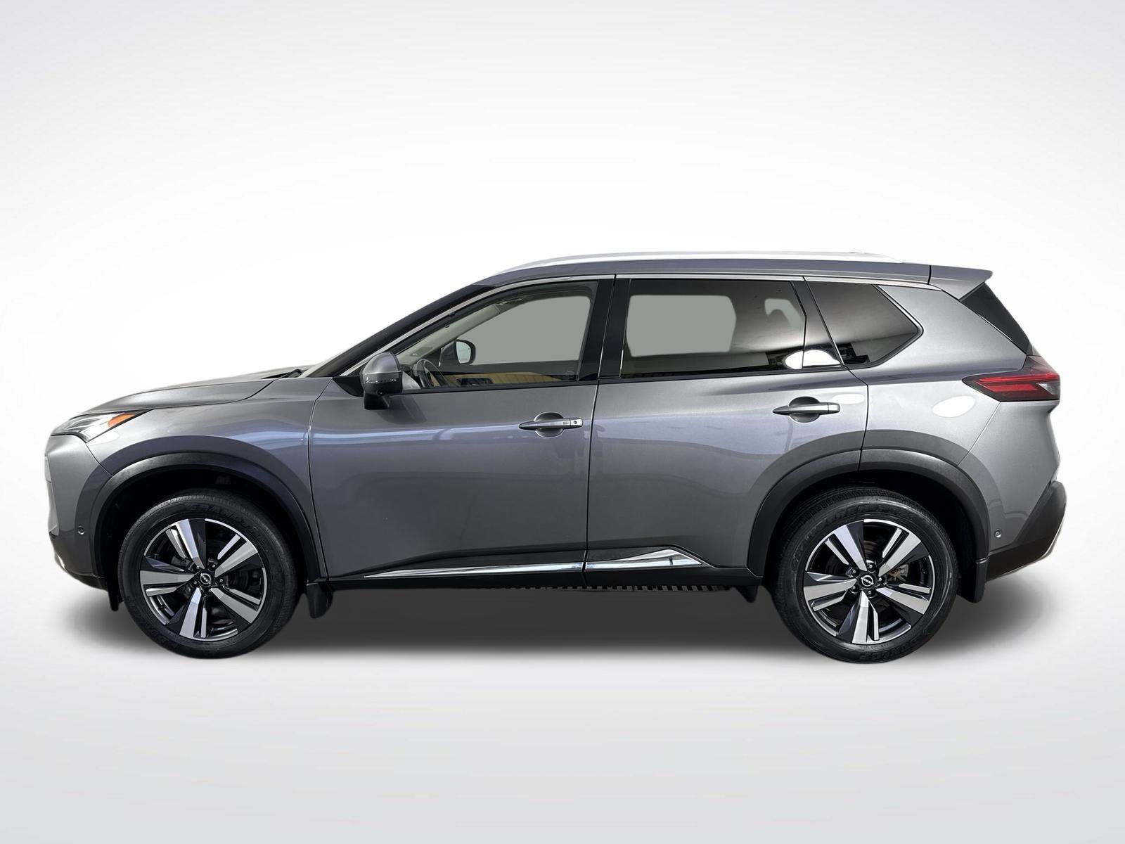 Certified 2023 Nissan Rogue Platinum w/ Platinum Premium Package AWD/4WD image 32