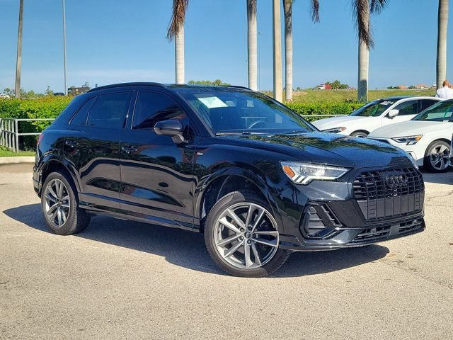 Certified 2024 Audi Q3 2.0T Premium w/ Convenience Package AWD/4WD image 32