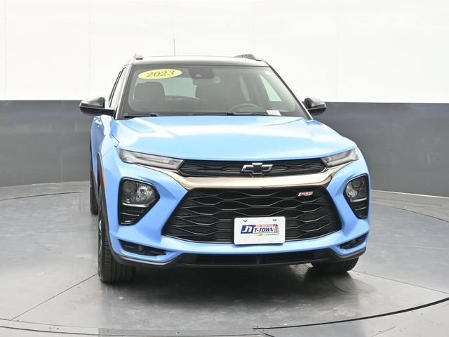 Used 2023 Chevrolet TrailBlazer RS w/ Sun and Liftgate Package FWD image 21