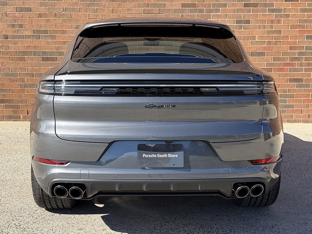 New 2026 Porsche Cayenne Coupe image 6