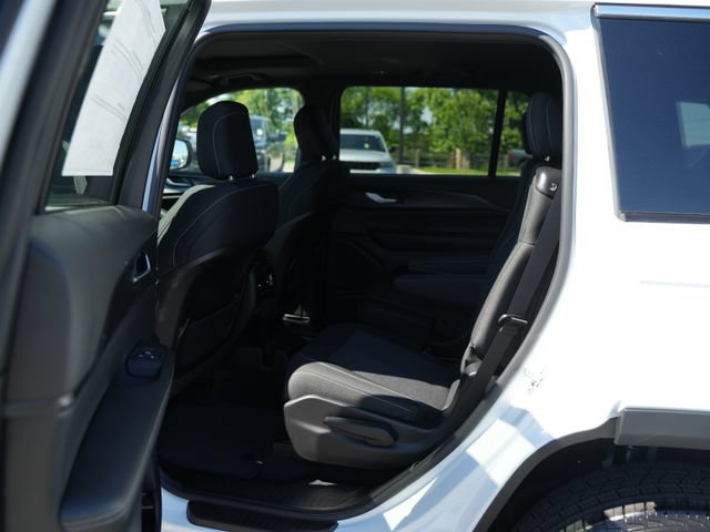 New 2026 Jeep Grand Cherokee L 4WD image 14