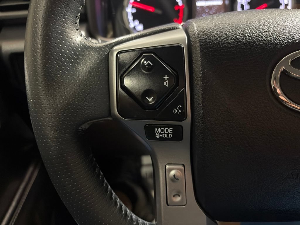 Used 2022 Toyota 4Runner TRD Sport w/ Technology Package AWD/4WD image 22
